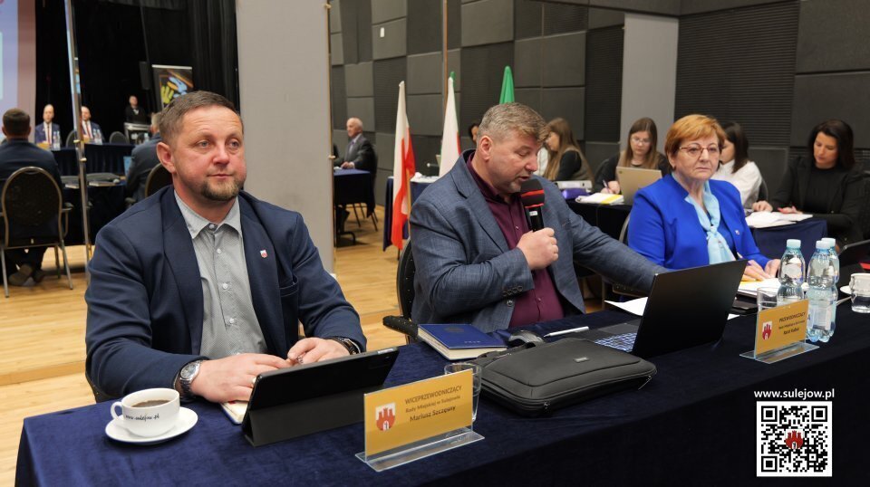 Nowe drogi chodniki i wsparcie dla mieszkańców