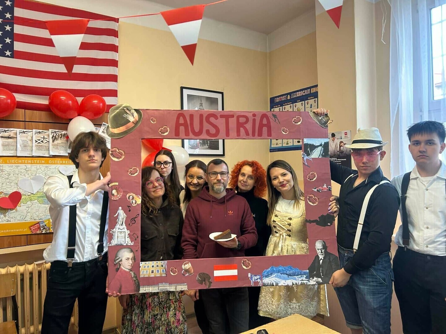 Wiosna i języki świata w 3 LO. Uczniowie zachwycili kreatywnością