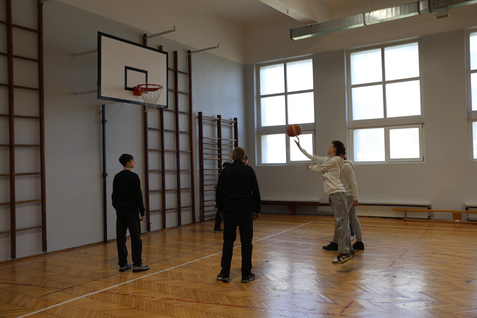 Eksperymenty doświadczenia fotobudka kawiarenki językowe - to wszystko można było znaleźć na dniu otwartym