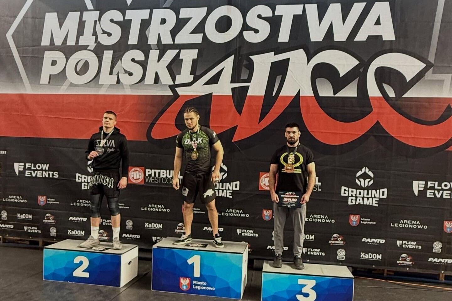 Srebrny medal piotrkowskiego zawodnika w MP w grapplingu