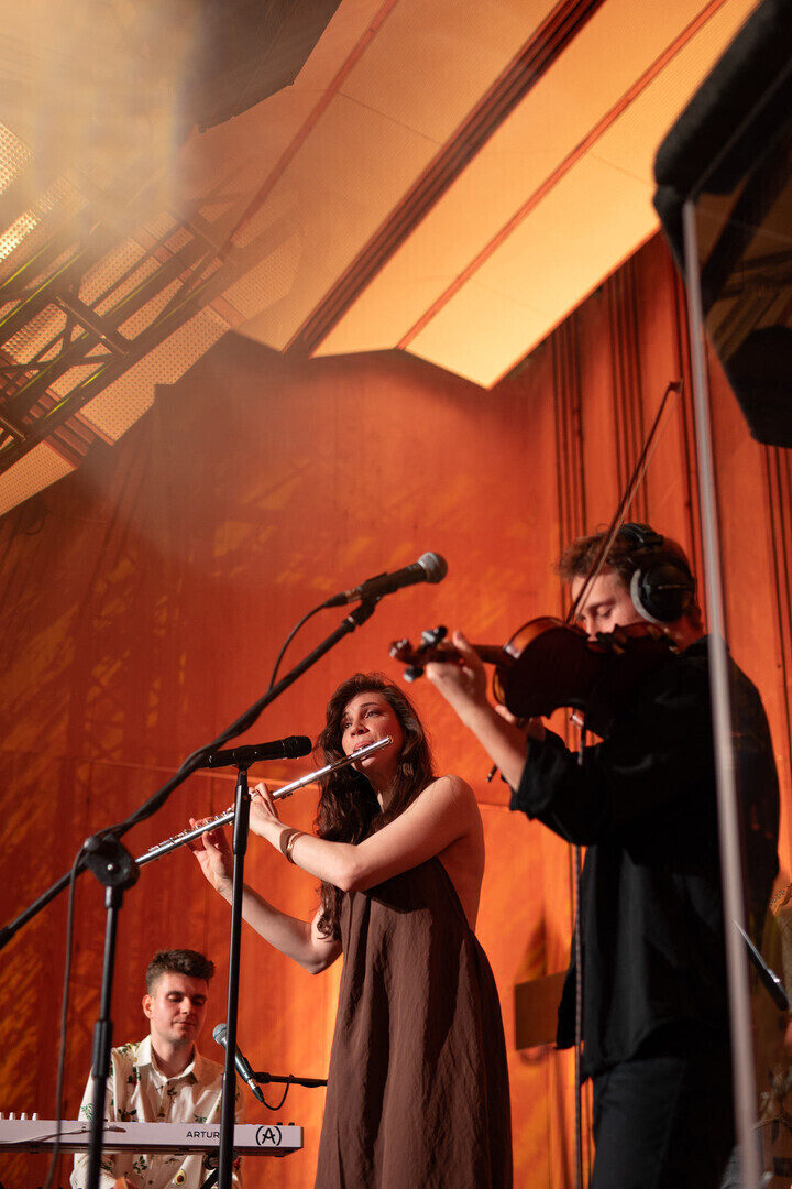 Podwójna szansa dla OREADY nominacje i jubileuszowy rok zespołu