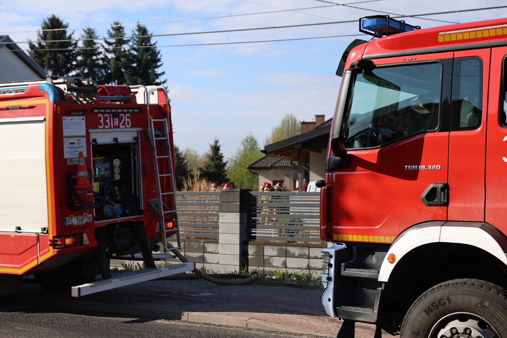 Ogień strawił garaż przy Zalesickiej - duże straty