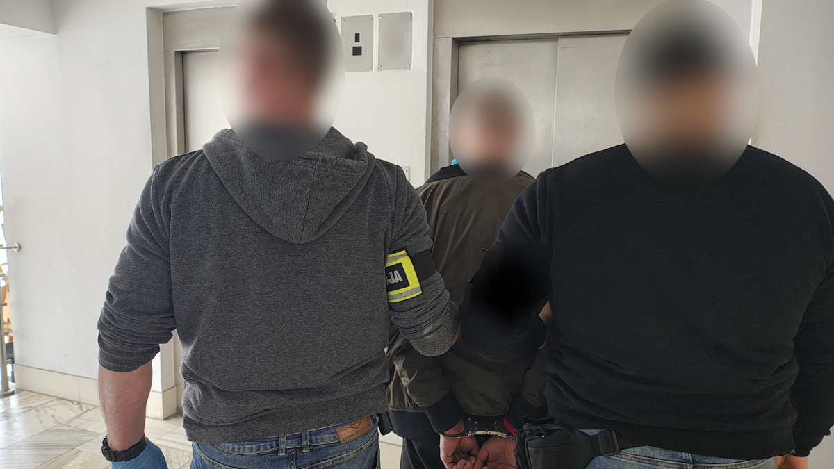 Poszukiwany 34-latek zatrzymany. W kuchni trzymał narkotyki