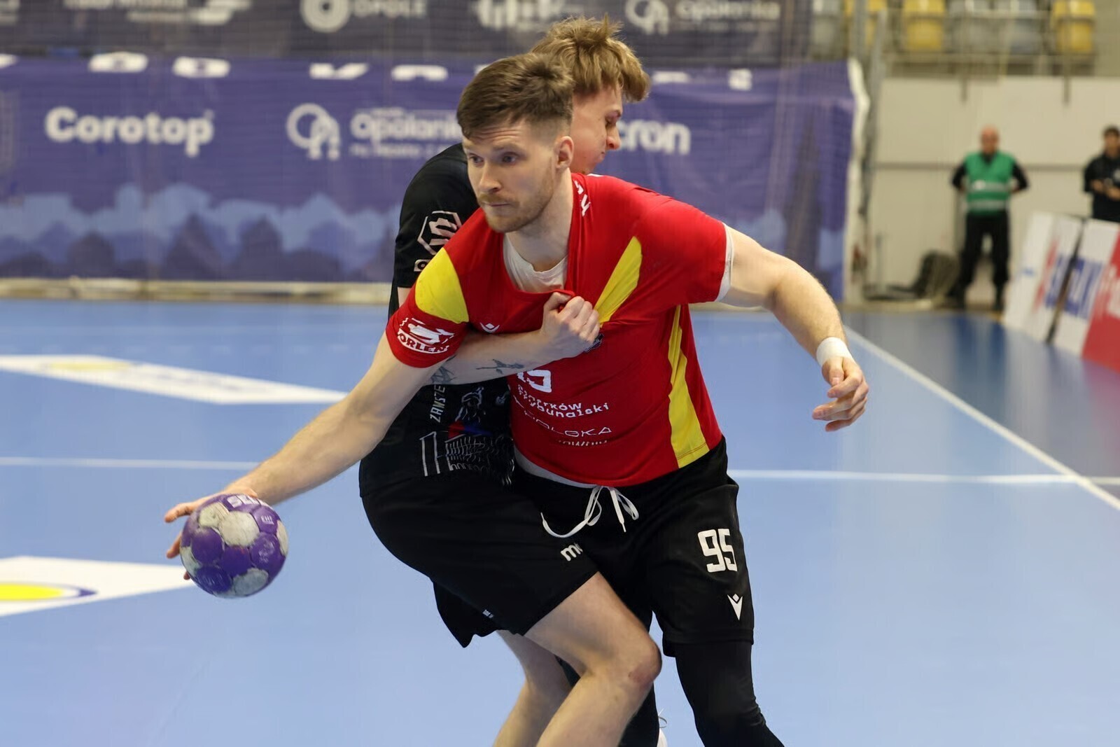 Bramka w ostatniej sekundzie w meczu Piotrkowianina. Kto wygrał