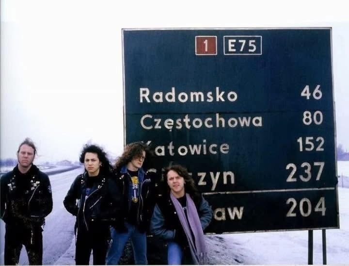 Kultowe zdjęcie Metalliki powstało pod Piotrkowem. Dziś legenda metalu znów gra w Polsce