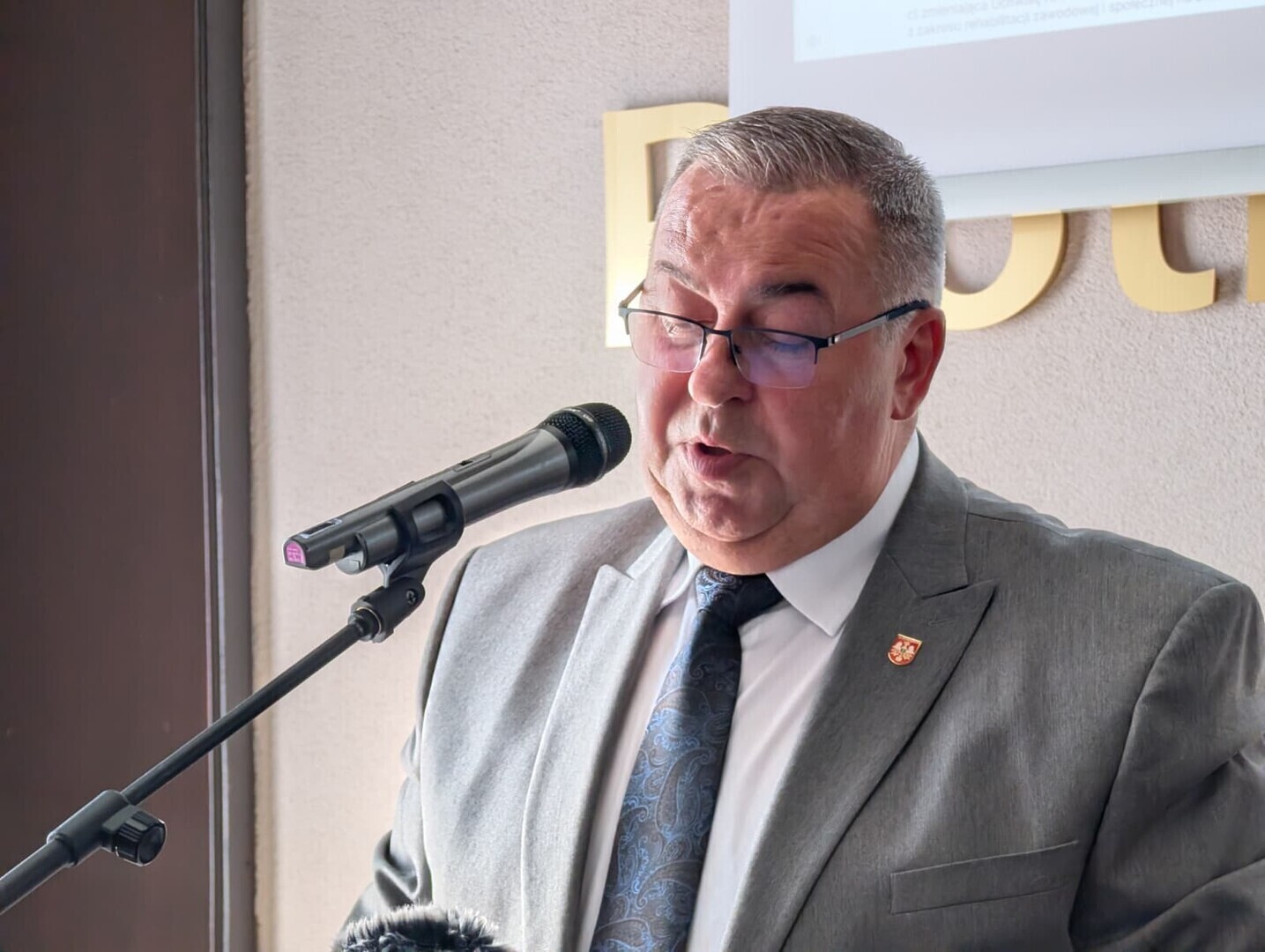 Szpital przy ul. Roosevelta w Piotrkowie. Powiat nie może sprzedać budynku