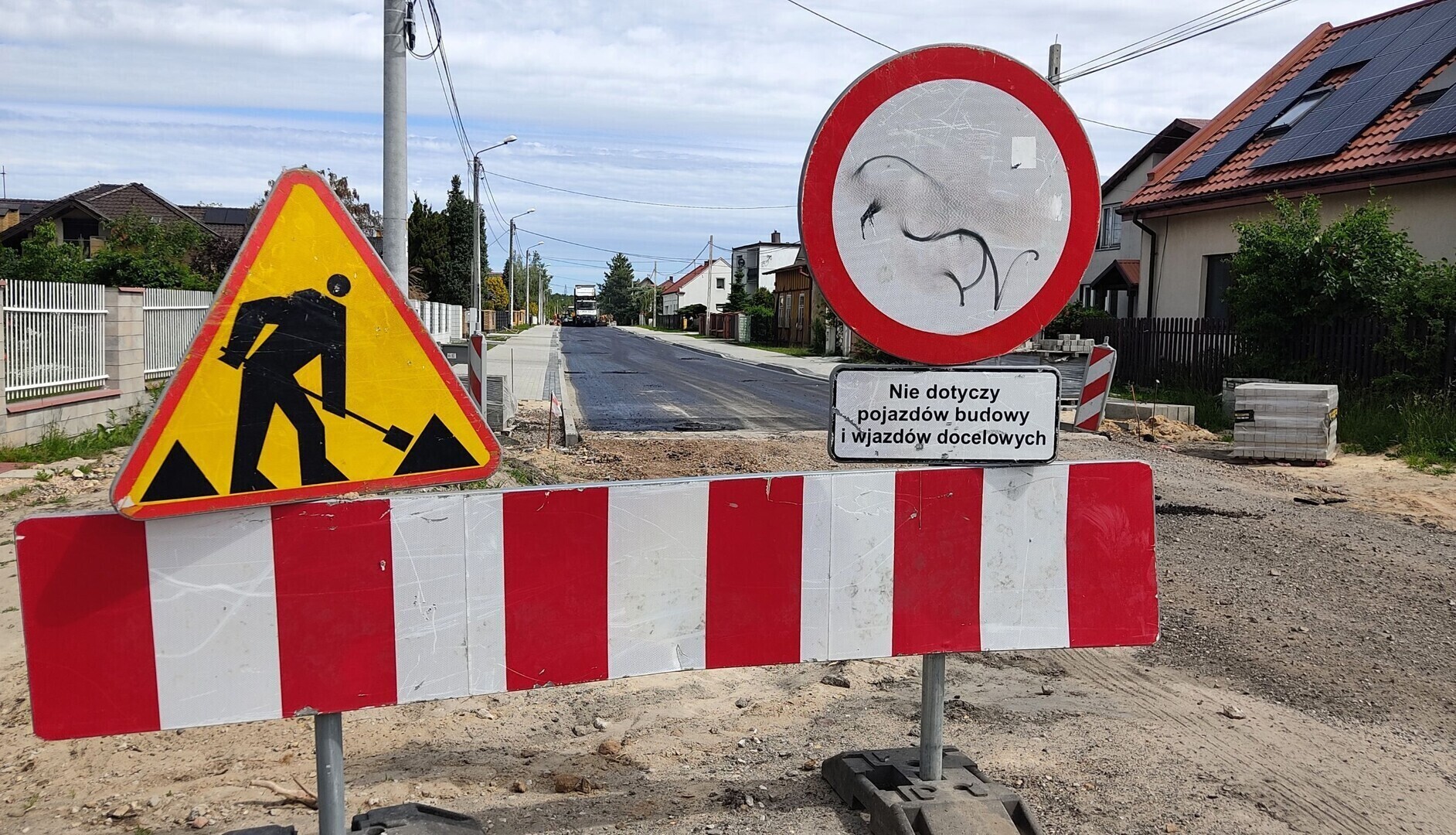 Zamknięcie ul. Jeziornej w Piotrkowie i nowy objazd