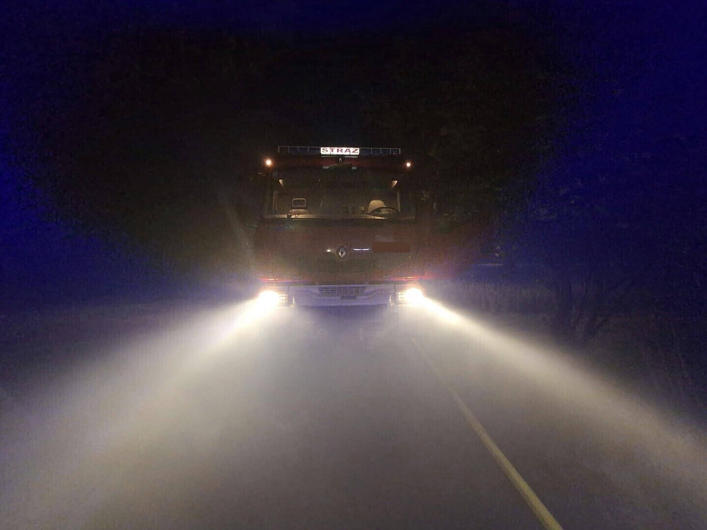 Pożar budynku gospodarczego w Kacprowie. Straty w hodowli drobiu