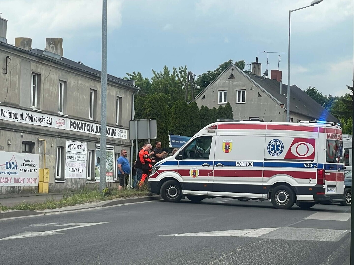 Motocyklista poszkodowany w zderzeniu na Sulejowskiej. Tworzą się duże korki