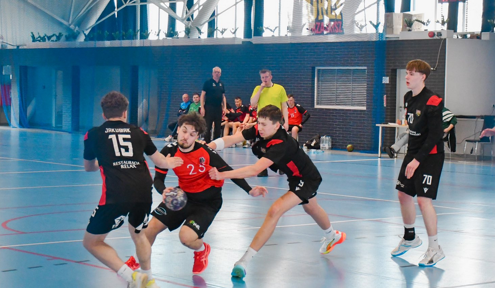 III liga piłki ręcznej. Pewna wygrana Piotrkowianina z AZS SGH Warszawa