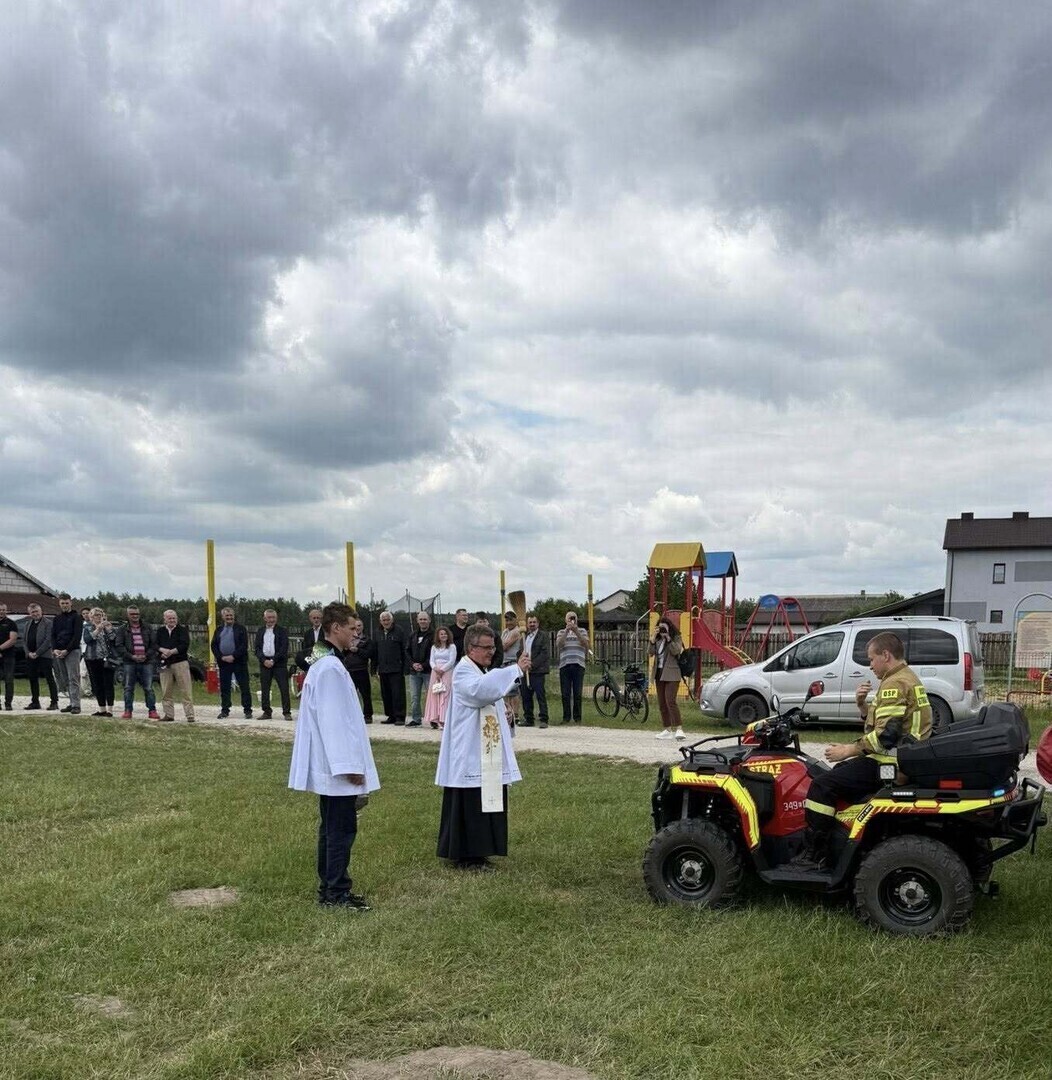 Nowy sprzęt dla OSP Lubień. Strażacy otrzymali quada i wyposażenie ratownicze