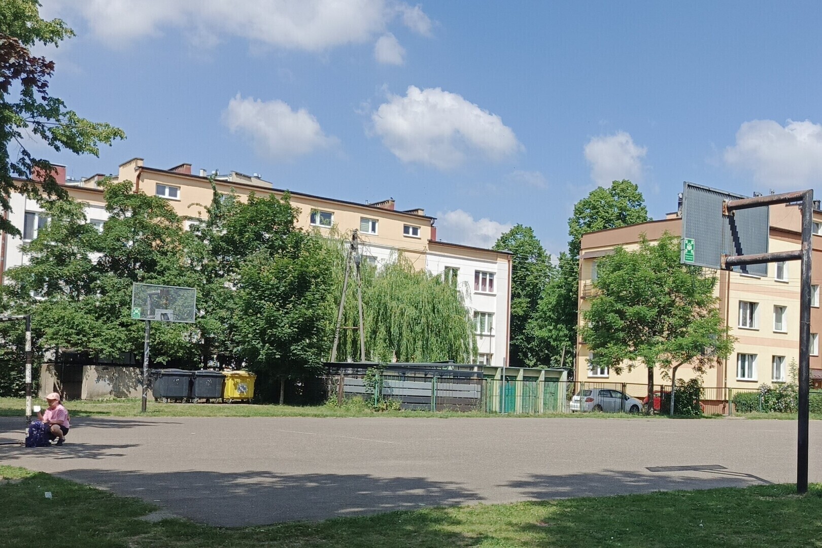 Rusza remont boiska przy Szkole Podstawowej nr 13 w Piotrkowie Trybunalskim