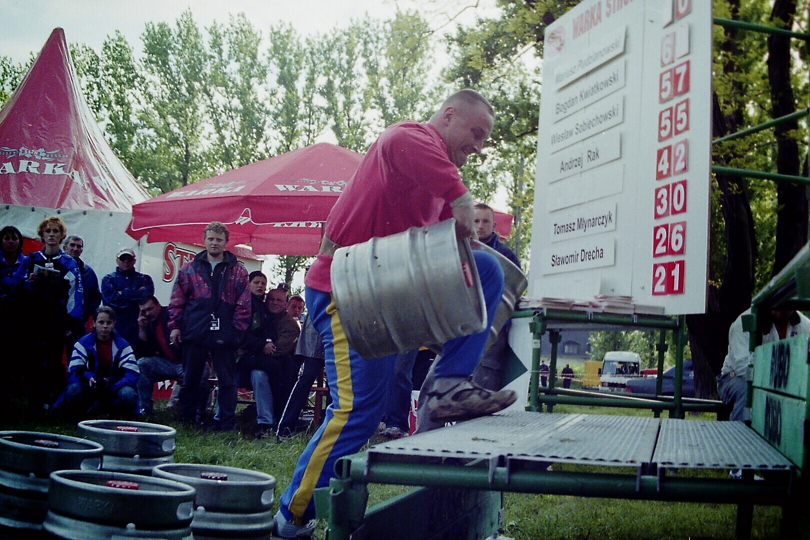 Mariusz Pudzianowski w Piotrkowie w 1999 roku. Odnaleziono niepublikowane zdjęcia po 27 latach