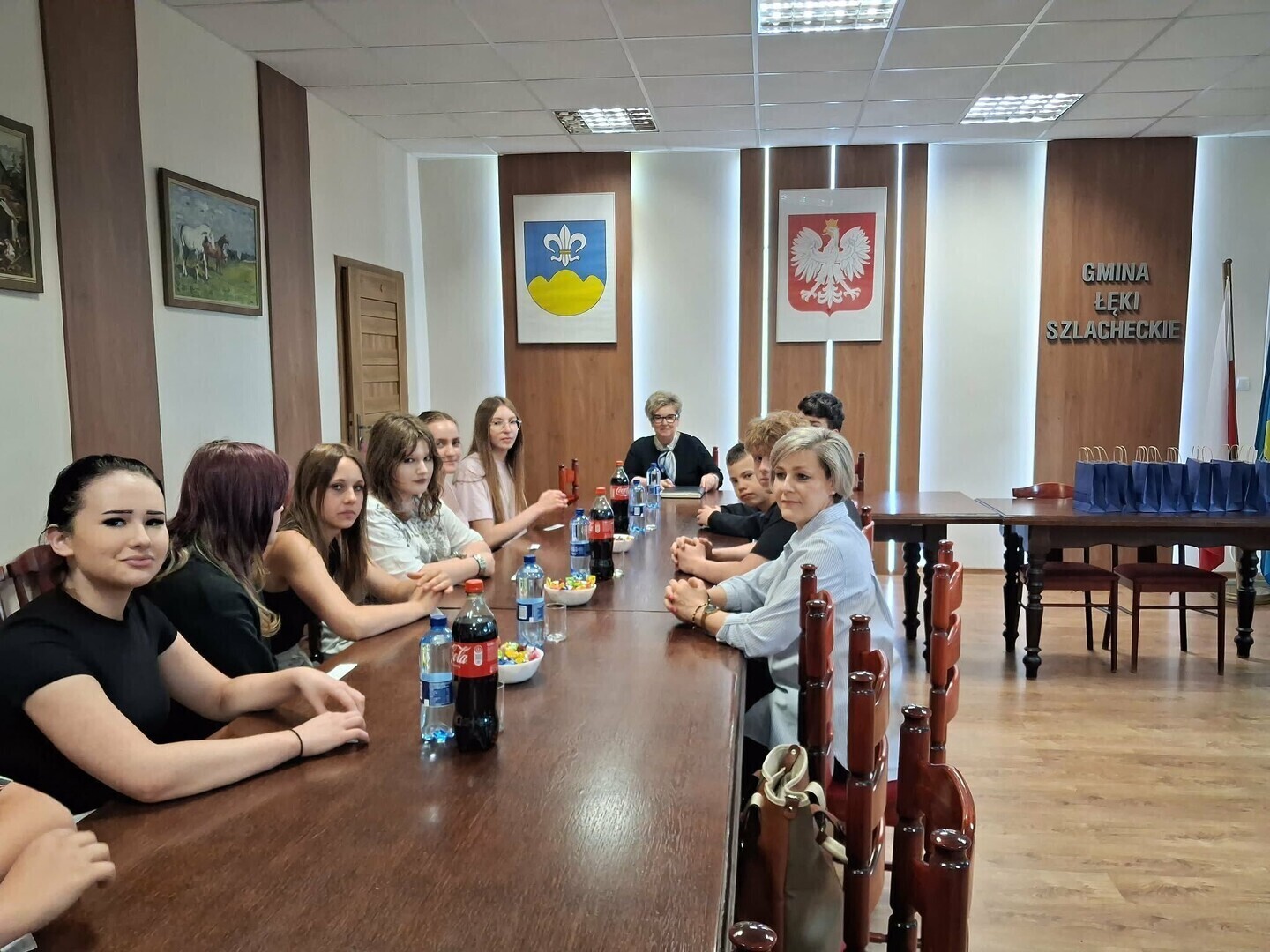 Ósmoklasiści odwiedzili Urząd Gminy Łęki Szlacheckie