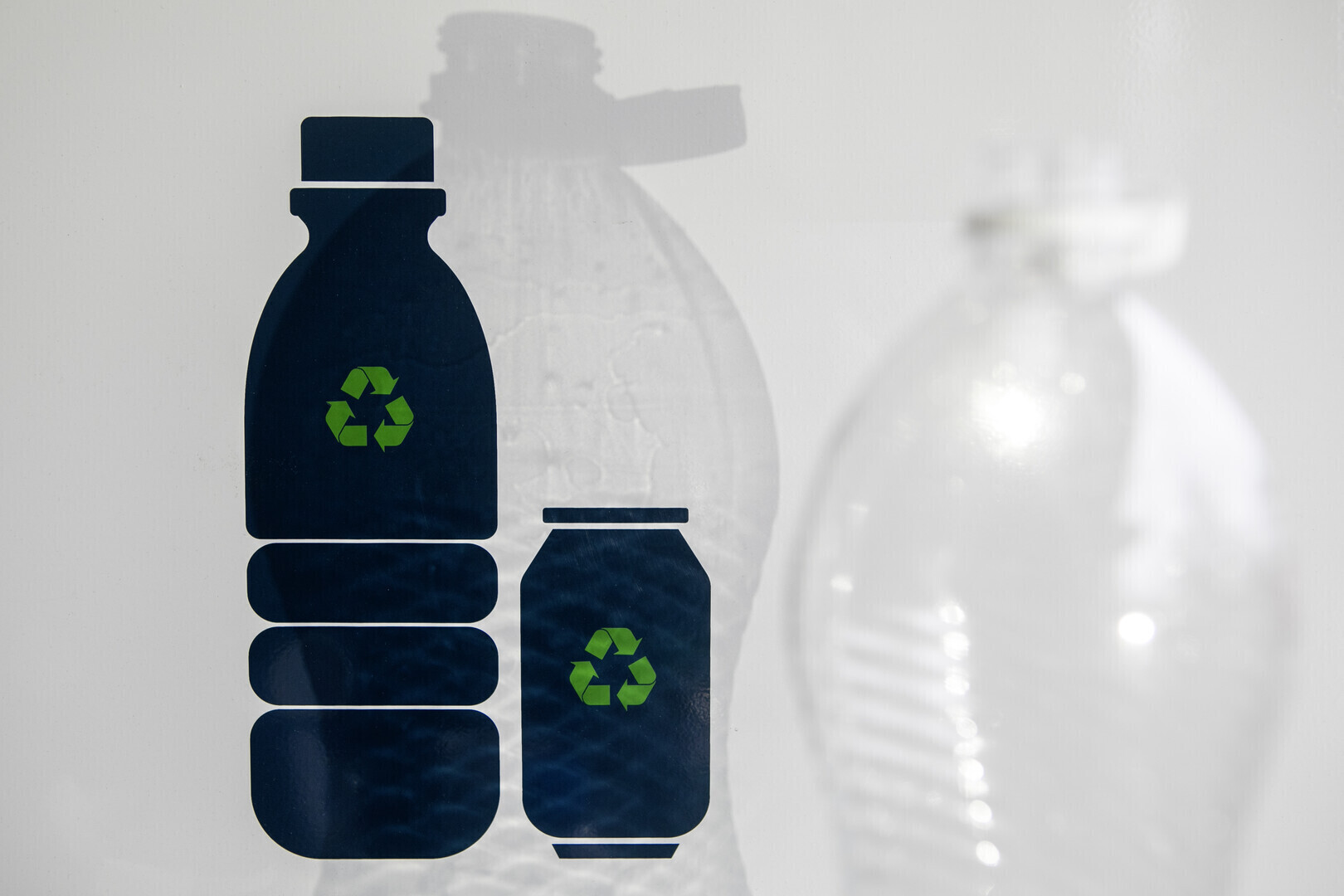 Dochodowy trend narodowy. System kaucyjny zmienił podejście Polaków do recyklingu pora go uszczelnić