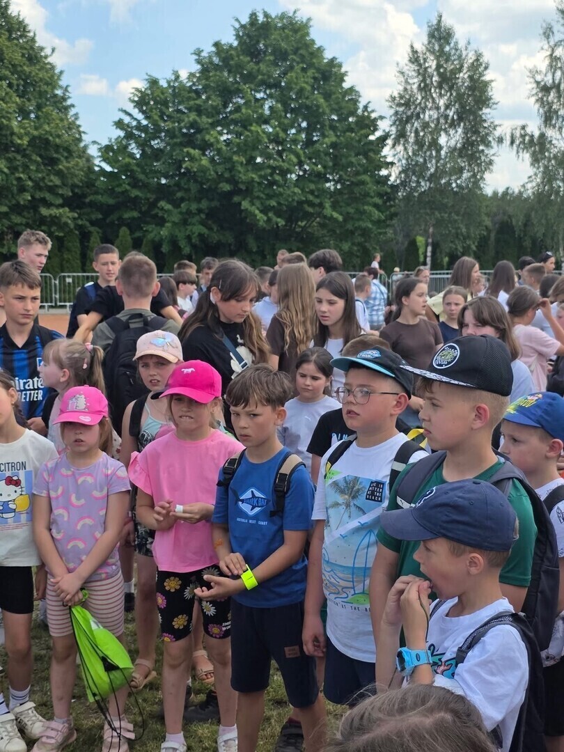 Setki uśmiechów podczas Gminnego Dnia Dziecka w Szydłowie. Zabawa połączona z profilaktyką