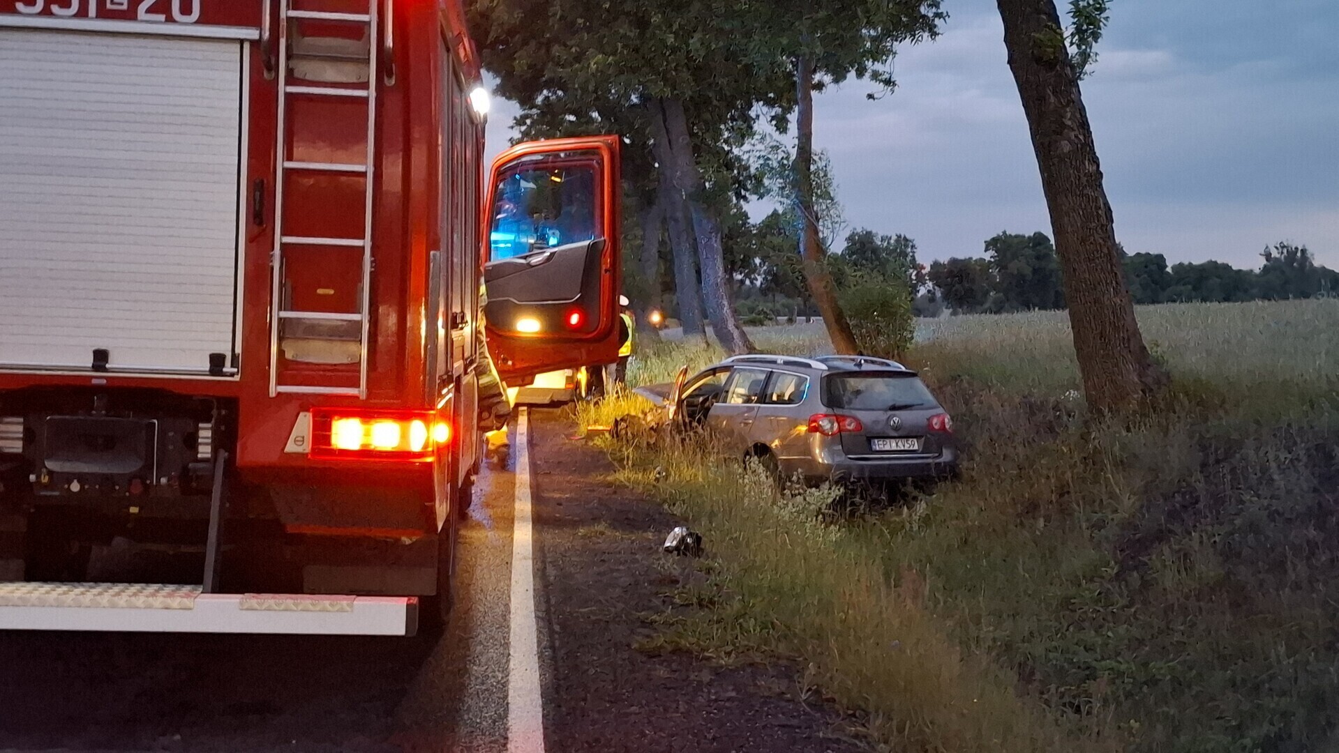 Wypadek dwóch samochodów w Janówce. Dwie osoby poszkodowane