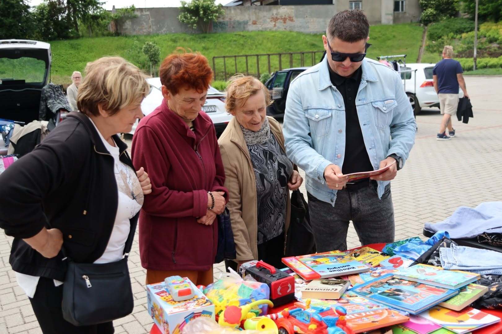Udany Szafing w Kamieńsku. Wspólna wymiana i nowe życie dla rzeczy
