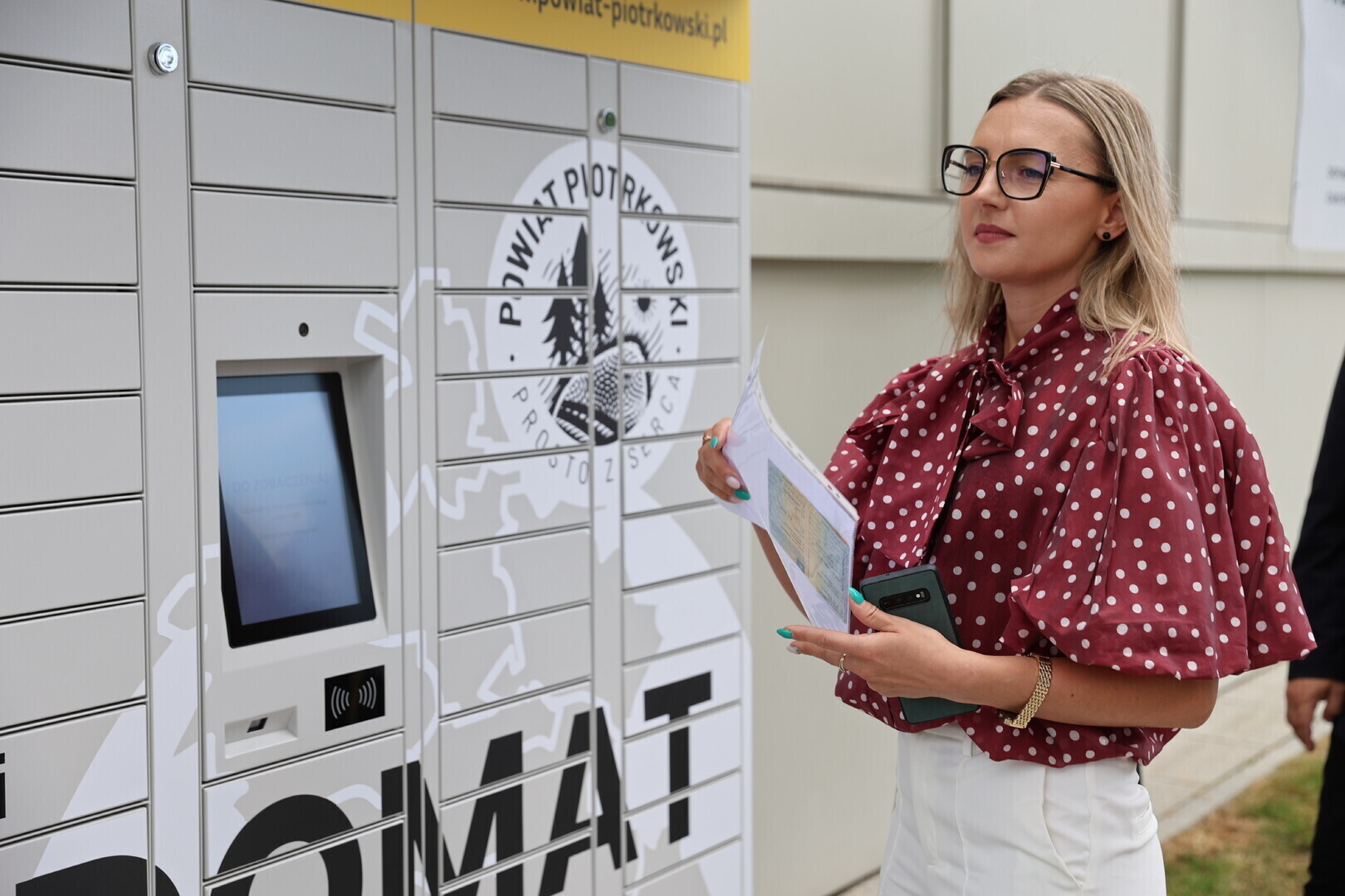 Powiat Piotrkowski uruchomił urzędomaty. Odbiór dokumentów po godzinach pracy urzędu i w weekend
