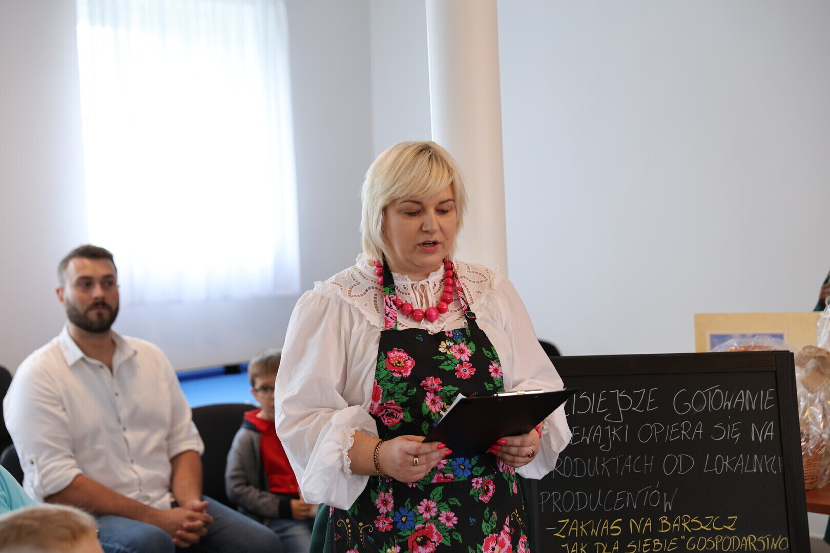 Warsztaty gotowania zalewajki w Gościmowicach Pierwszych. Mieszkańcy poznawali tradycyjny przepis