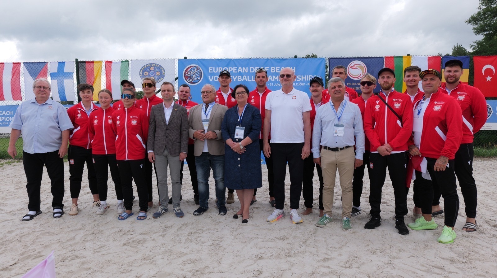 Mistrzostwa Europy Głuchych w siatkówce plażowej trwają w Sulejowie