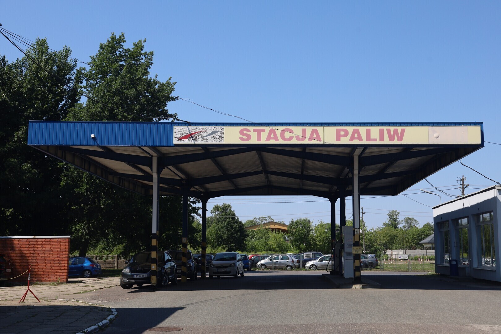 Stacja paliw MZK Piotrków Trybunalski już działa. Tankowanie tylko bezgotówkowo bez LPG