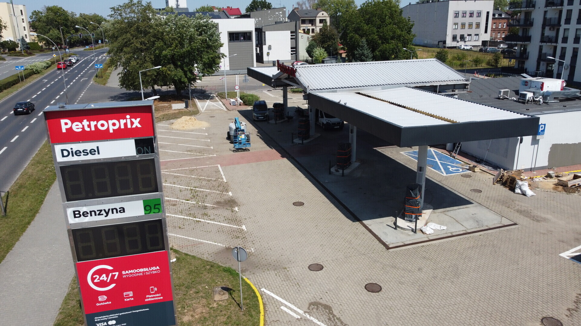 Petroprix otworzy stację paliw w Piotrkowie Trybunalskim. Trwają przygotowania przy al. Armii Krajowej
