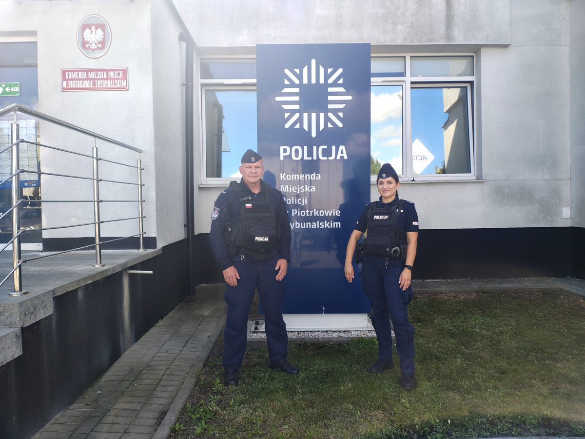 Piotrkowscy policjanci uratowali życie mężczyzny który leżał na torach kolejowych