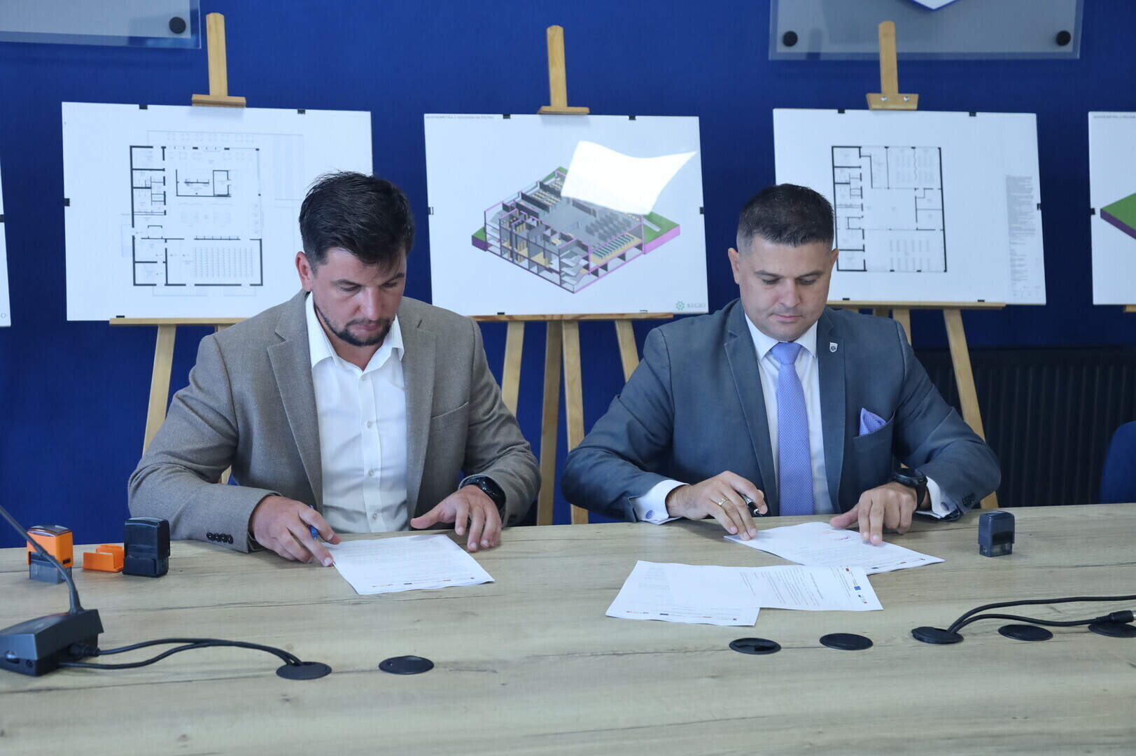Kamieńsk inwestuje w centrum miasta. Podpisano umowę na budowę nowoczesnego Centrum Kultury Sportu i Turystyki
