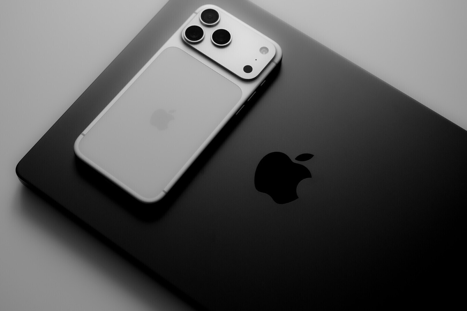 Czy warto kupić iPhone 17e Najważniejsze kwestie przed podjęciem decyzji