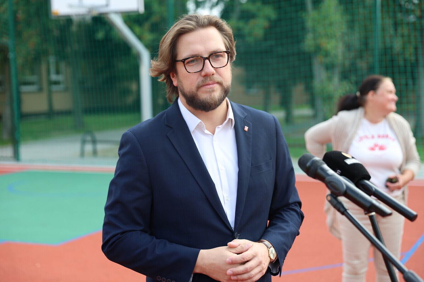 Nowe boisko przy SP 13 w Piotrkowie już gotowe. Uczniowie mają nowoczesny obiekt