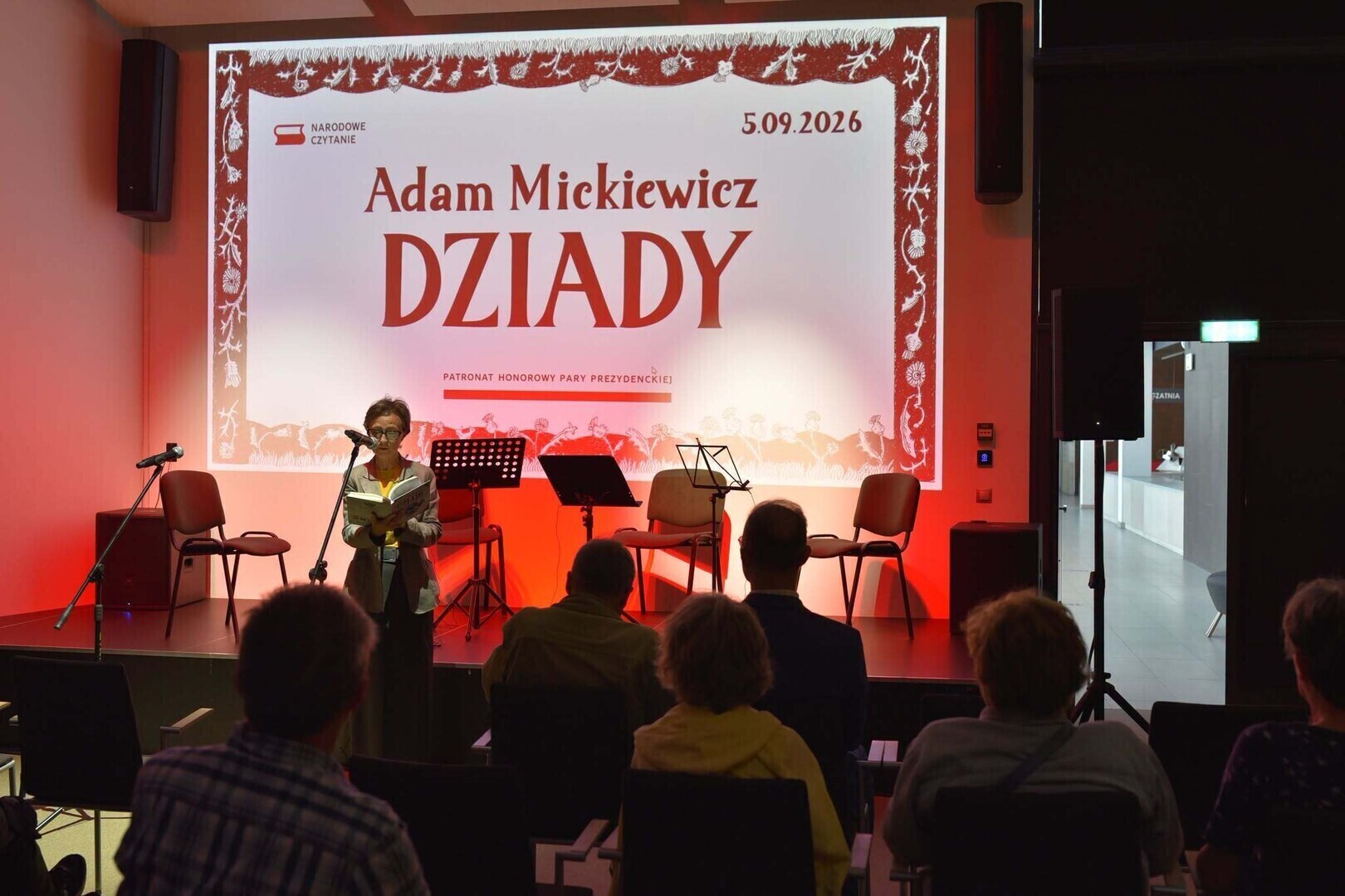 Dziady zabrzmiały w Mediatece. Narodowe Czytanie w Piotrkowie