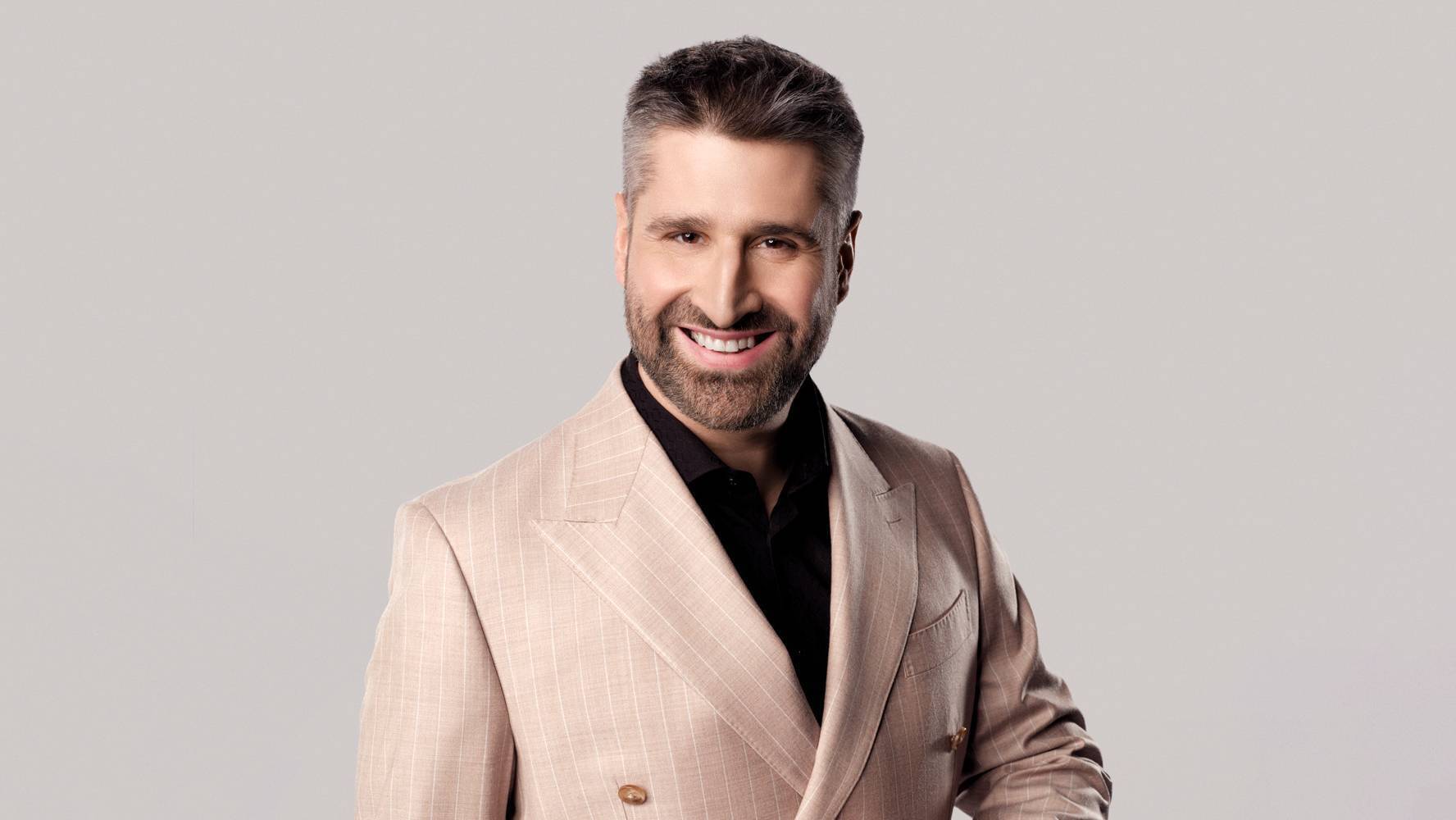 Piotr Gumulec w 19. edycji Dancing with the Stars. Piotrkowian zatańczy z Julią Suryś-Stromecką na antenie Polsatu. Jak głosować