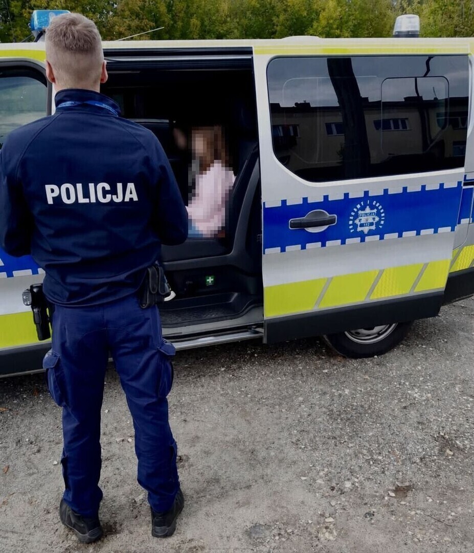 Radomsko 11- i 13-latka robiły zdjęcia na torach. Nadjeżdżał pociąg