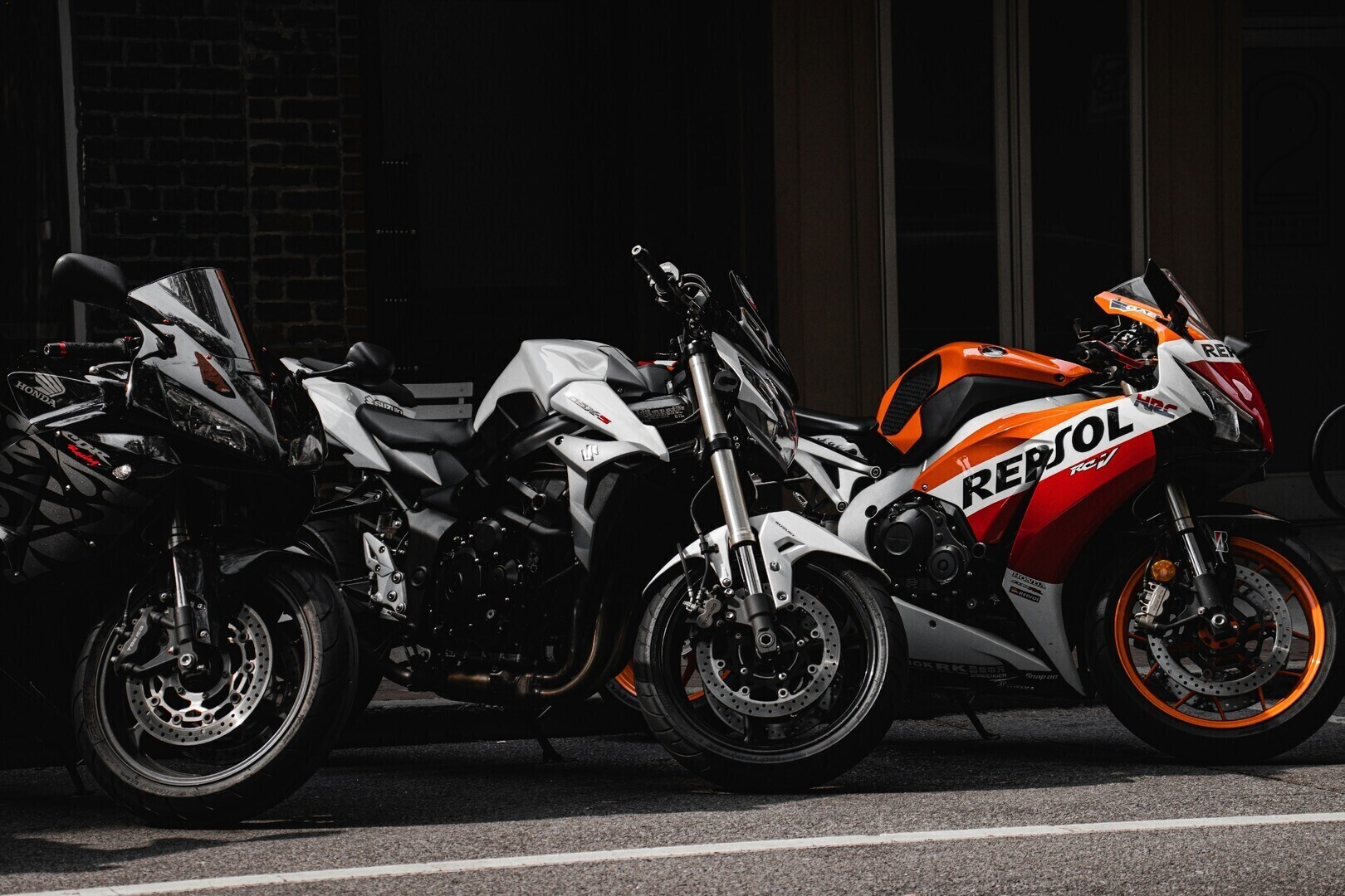 Części motocyklowe Honda w Motogar Polska - szeroki asortyment oryginalnych komponentów
