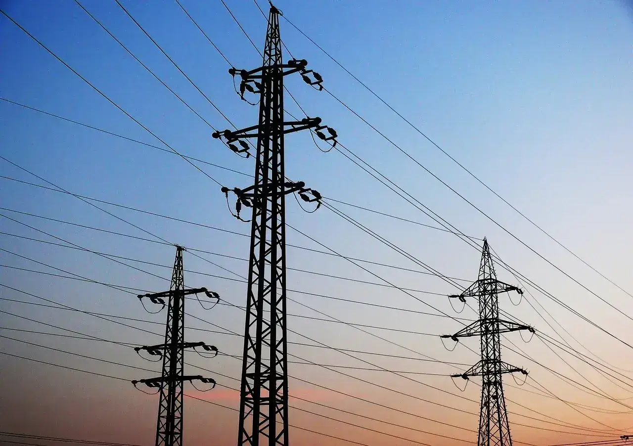 Wyłączenia prądu w Piotrkowie i okolicach. Sprawdź gdzie zabraknie energii