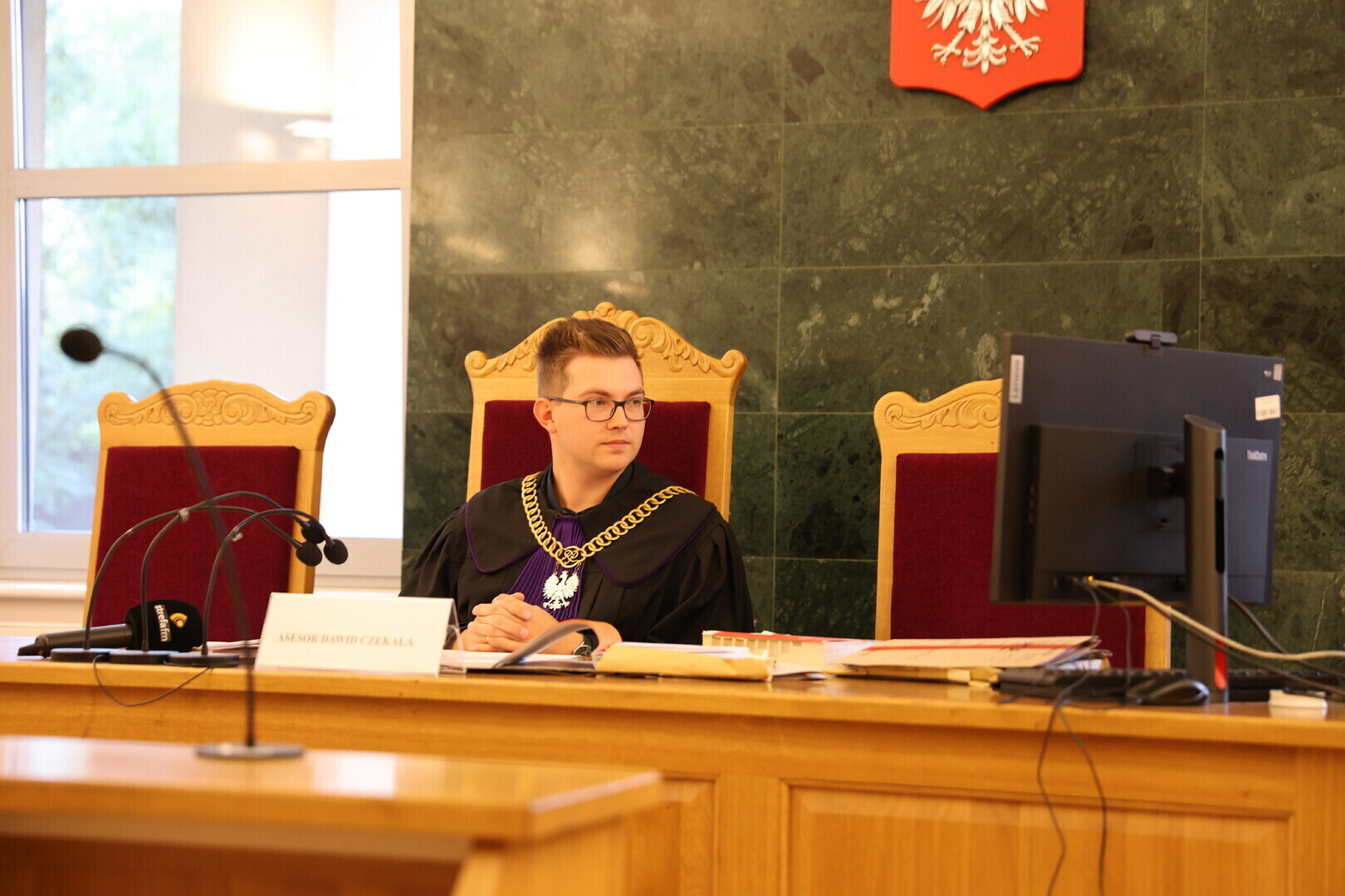 Jest wyrok w sprawie Emilii Z. która zniknęła z ponad 13 tys. zł przeznaczonych na studniówkę TPS-u w Piotrkowie. Sąd skazał ją na 8 miesięcy bezwzględnego pozbawienia wolności. Kobieta ma także zwrócić rodzicom pieniądze