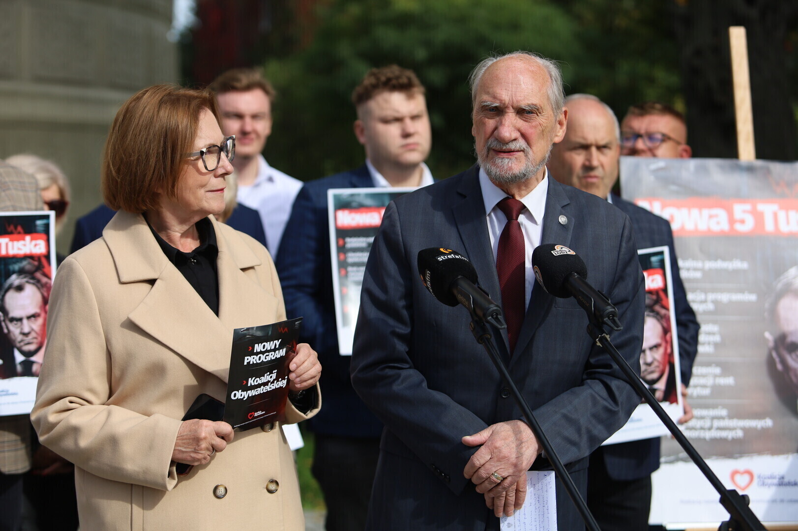 PiS o Nowej Piątce Tuska. Macierewicz Milczanowska Węgrzynowski i Janik krytykują rząd