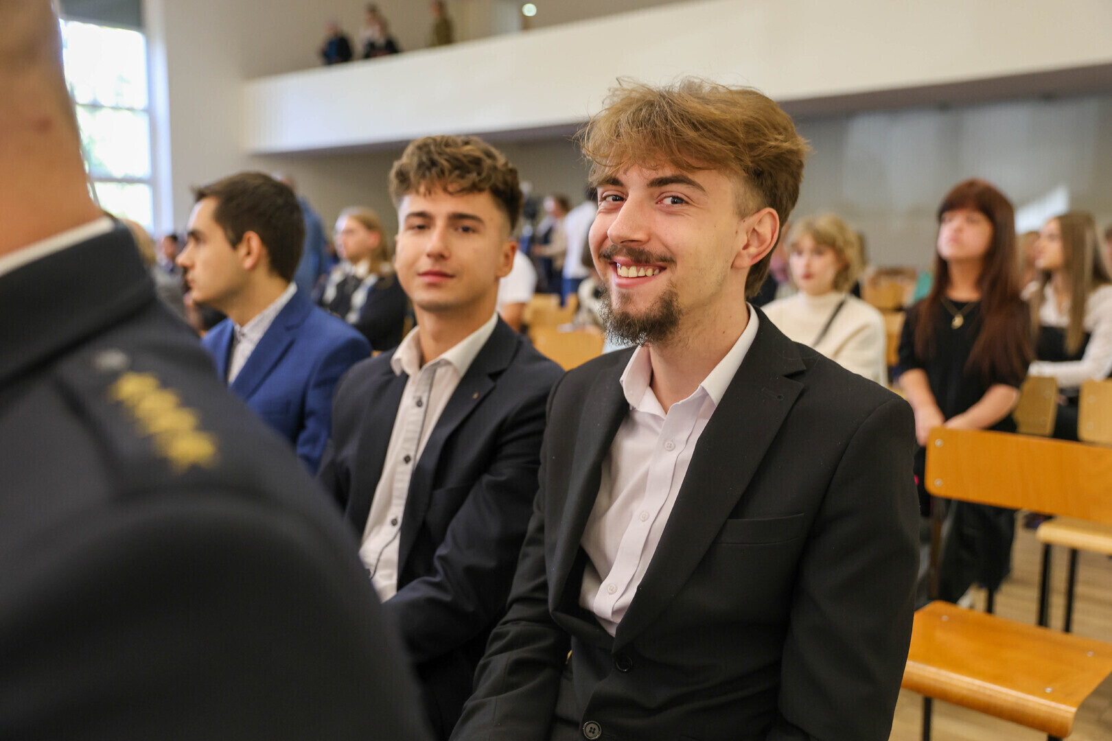 Ponad 400 nowych studentów rozpoczęło naukę w Akademii Piotrkowskiej. Uroczysta inauguracja roku akademickiego 20262027