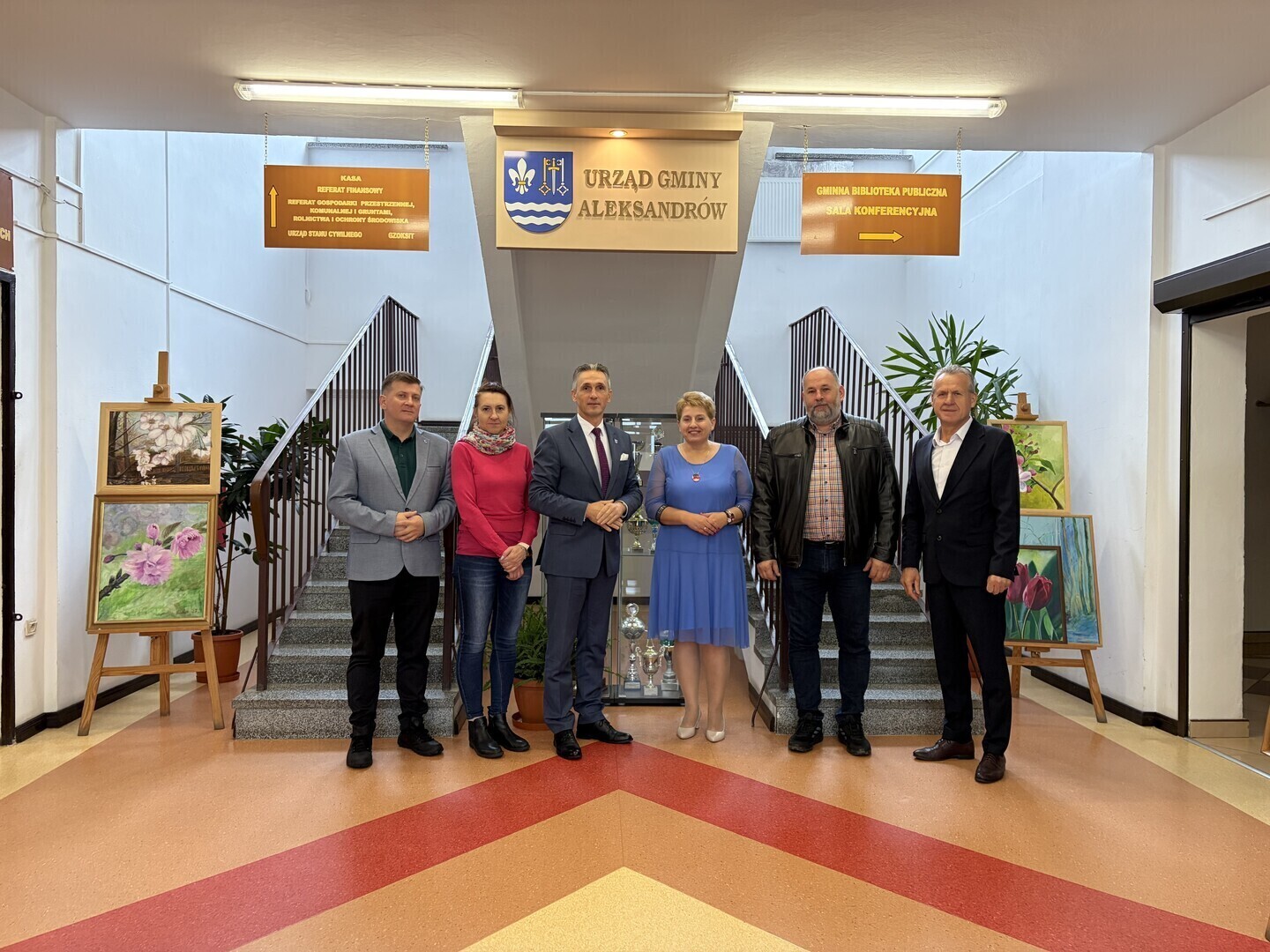 Dyrektorzy szkół i samorząd gminy Aleksandrów rozmawiali o bezpieczeństwie uczniów
