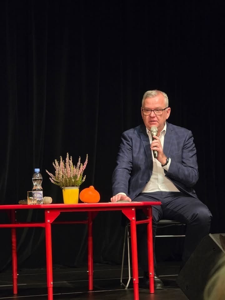 Artur Andrus spotkał się z mieszkańcami Grabicy