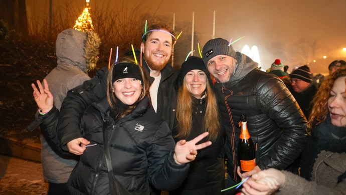 Świetna zabawa na miejskiej sylwestrowej potańcówce ZDJĘCIA