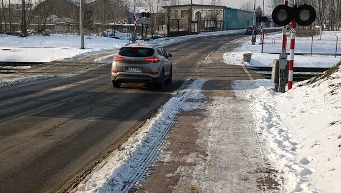 Przebudowa ul. Rolniczej w Piotrkowie –  Będzie wiadukt czy tunel?