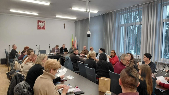 Rekordowy budżet i milionowe inwestycje. Wójt Moszczenicy spotkał się z sołtysami