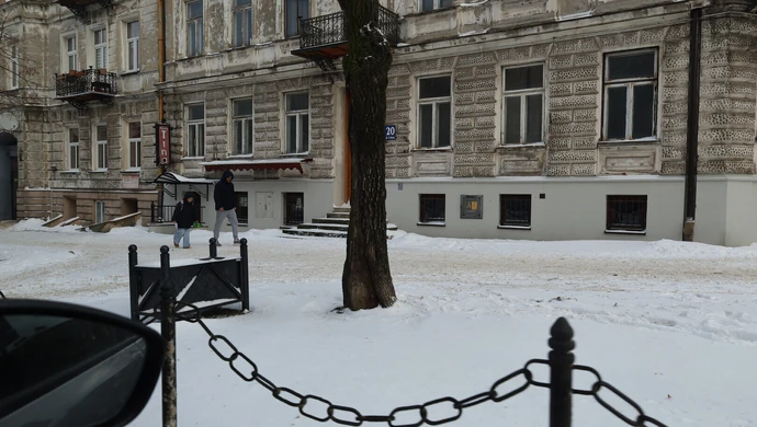 Akcja „Zima” w Piotrkowie: główne drogi przejezdne, osiedla wciąż pod śniegiem