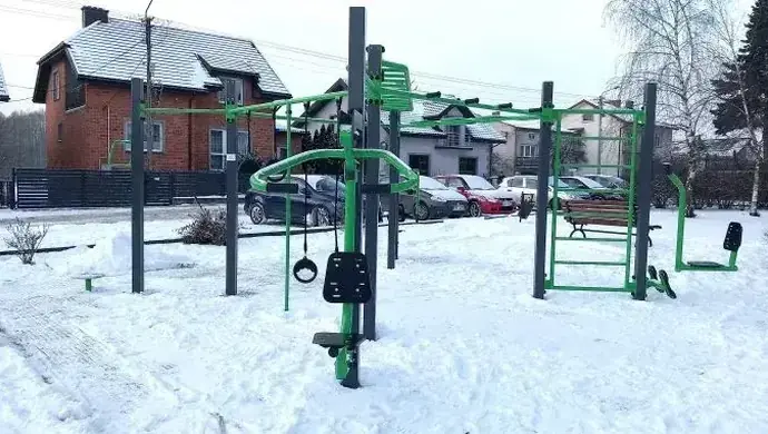 W Bogdanowie w ramach grantu powstała siłownia