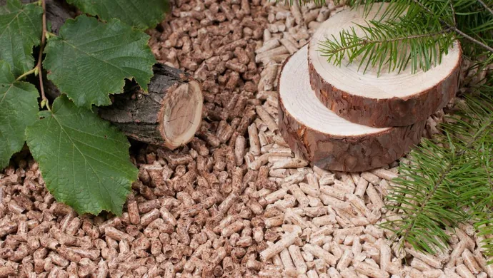 Pellet nadal bezpiecznym i stabilnym paliwem: sezonowe wahania nie zmieniają jego roli na rynku