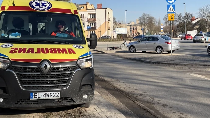 Nastolatka potrącona na pasach. Trafiła do szpitala 