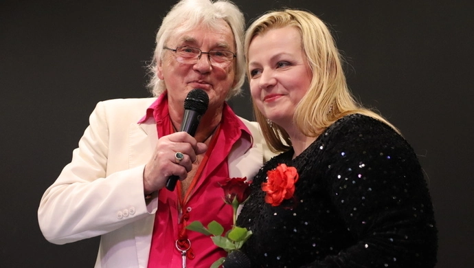 Kwiaty, muzyka i słodkości. Wyjątkowy Dzień Kobiet w Ośrodku Edukacji Artystycznej MOK