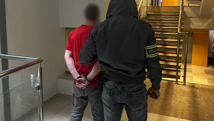 39-latek wielokrotnie groził właścicielowi lokalu gastronomicznego. Grozi mu 3 lata odsiadki